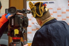 72. Session 11.11. - 11 Uhr 11